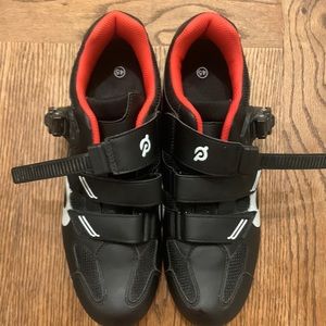 Peloton cycling shoes w/out cleats